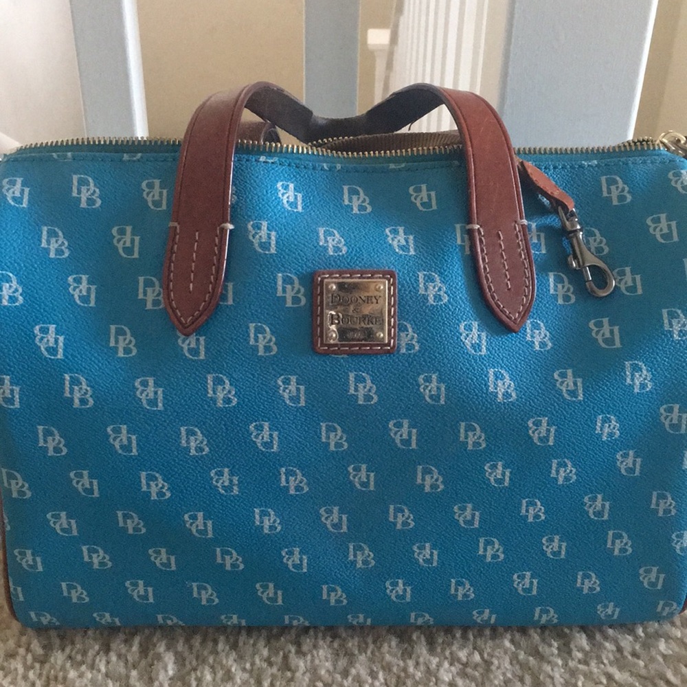 Dooney & Bourke Handbag